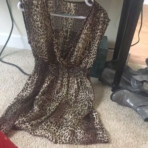 Fun leopard print short dress. Must bundle